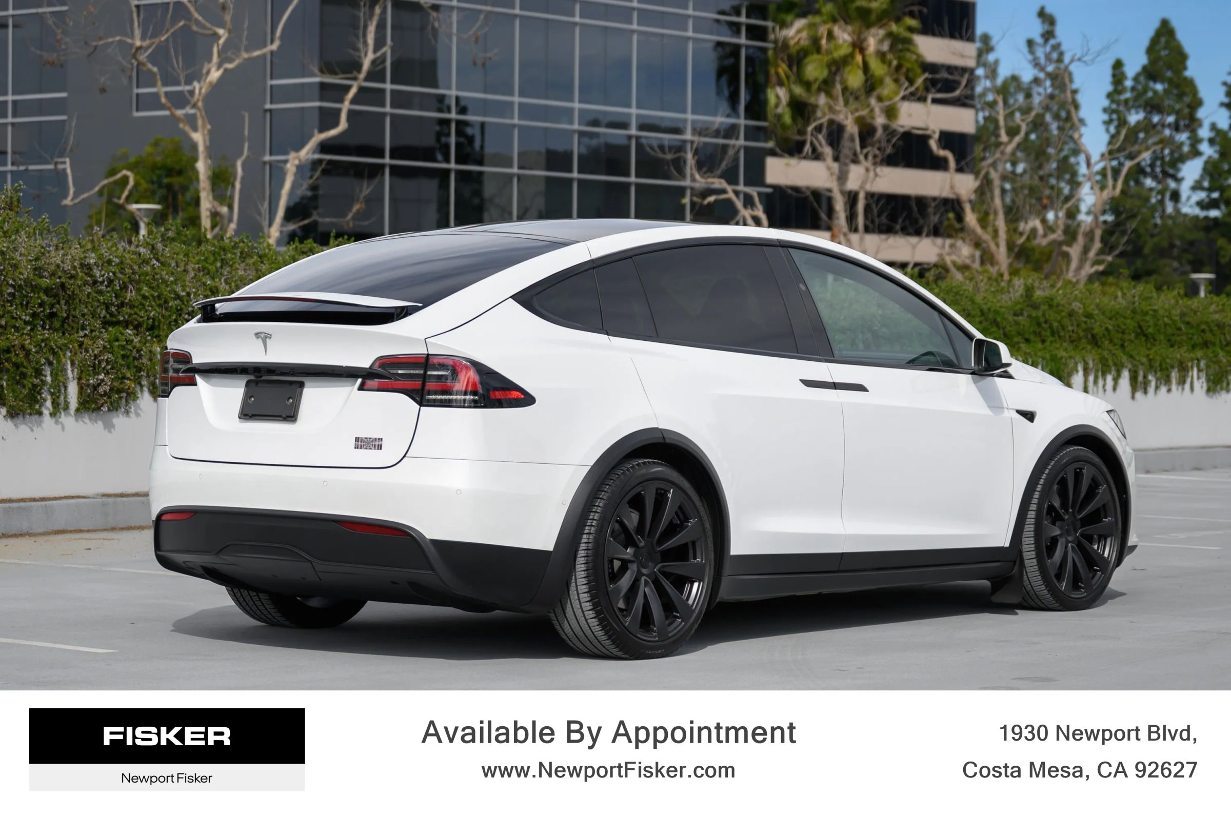 Used 2023 Tesla Model X Plaid image 7