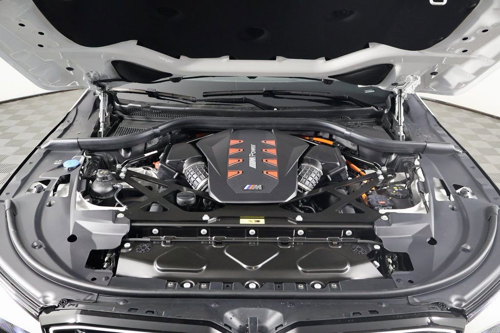 New 2026 BMW XM Label Red image 9