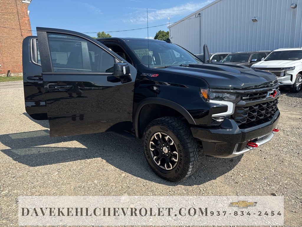 Used 2022 Chevrolet Silverado 1500 ZR2 w/ Technology Package image 39