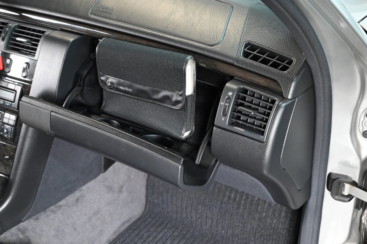 Used 1997 Mercedes-Benz E 420 image 22