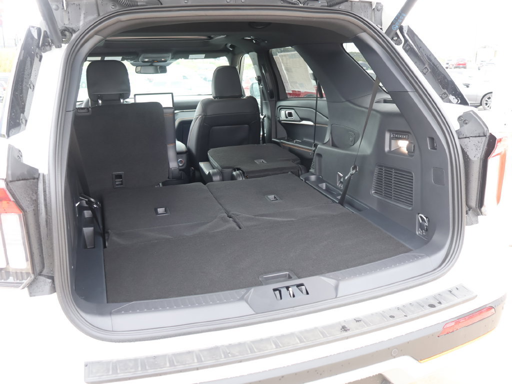 New 2026 Ford Explorer Tremor w/ Tremor Ultimate Package AWD/4WD image 15