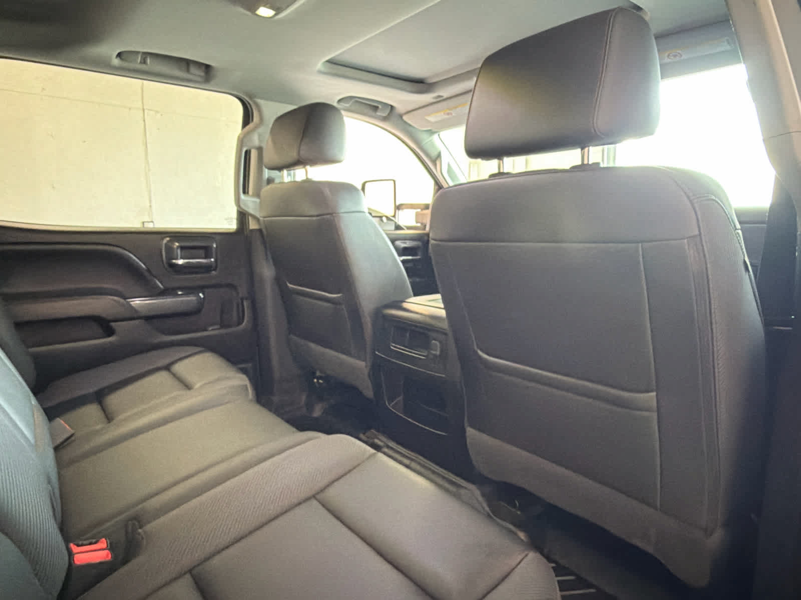 Used 2018 GMC Sierra 2500 SLT w/ Duramax Plus Package AWD/4WD image 32