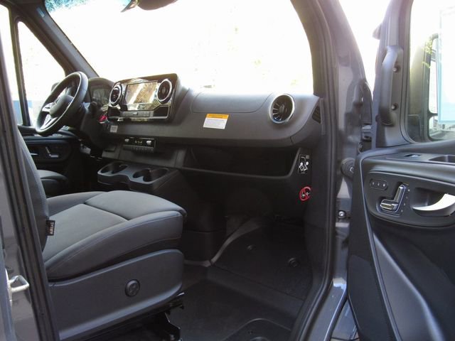 Used 2024 Mercedes-Benz Sprinter 144 Cargo image 14