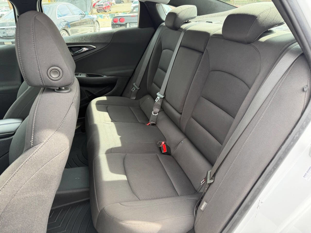 Used 2020 Chevrolet Malibu LT image 17