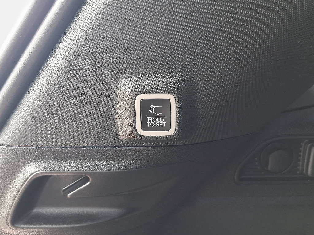 Certified 2023 Jeep Grand Cherokee Altitude AWD/4WD image 14