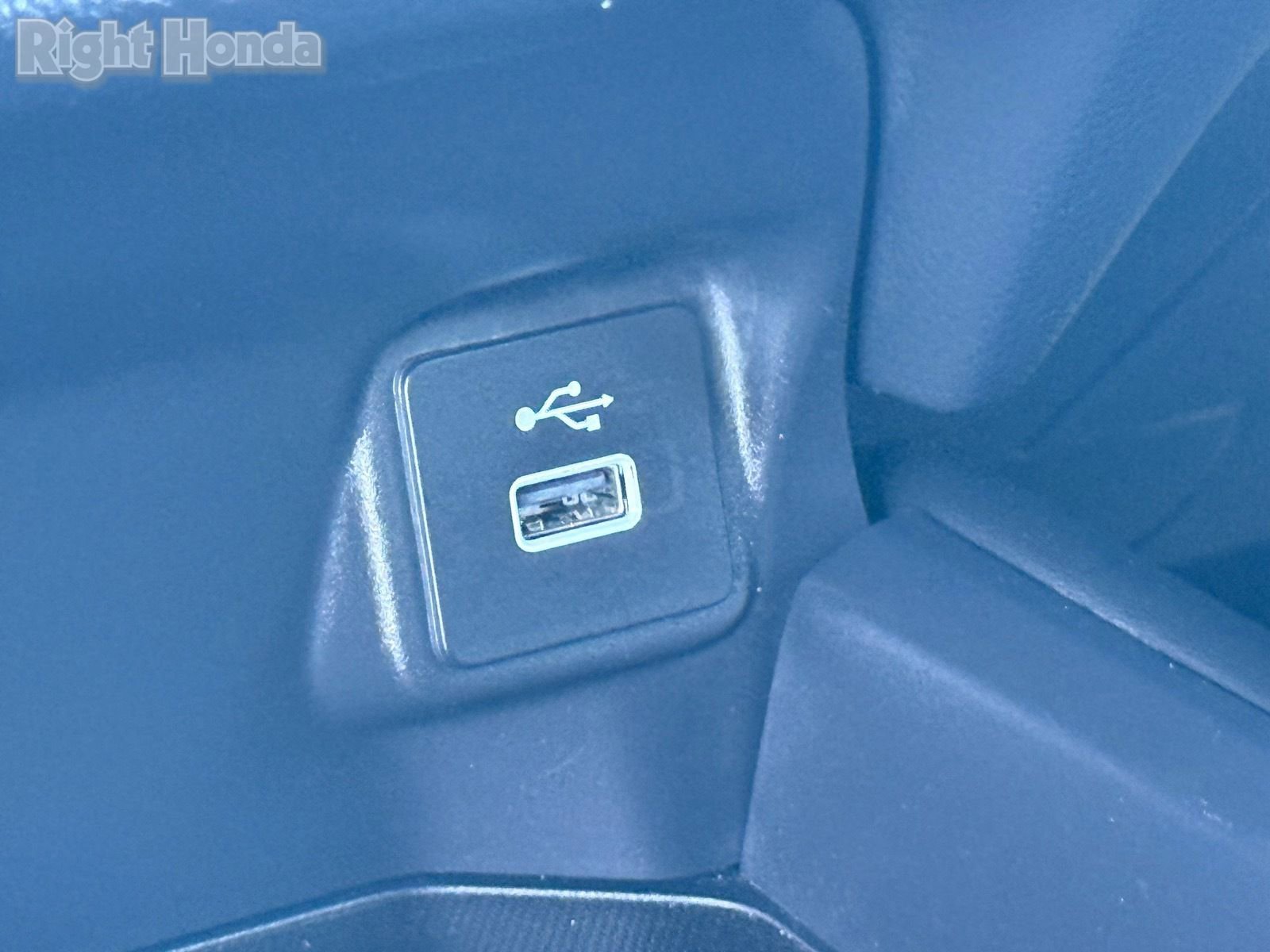 Used 2025 Honda HR-V Sport image 22