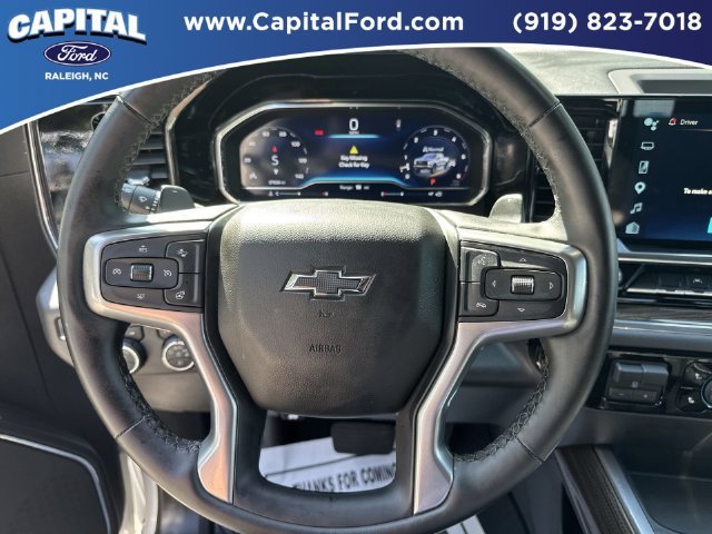 Used 2025 Chevrolet Silverado 1500 LT Trail Boss w/ Convenience Package II AWD/4WD image 24