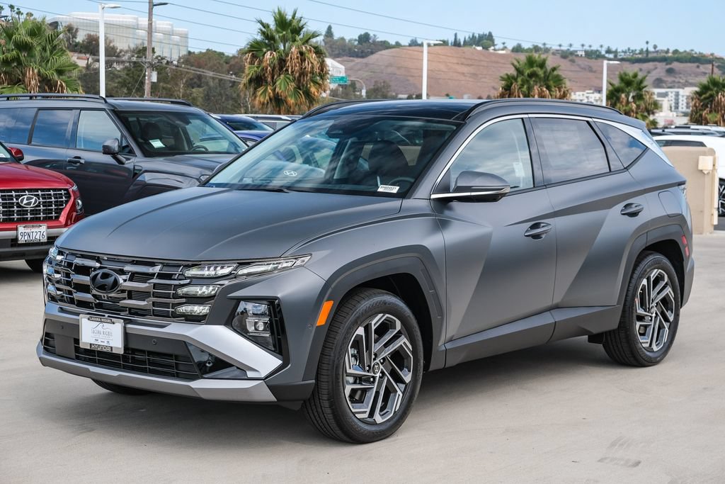New 2025 Hyundai Tucson Limited FWD image 3