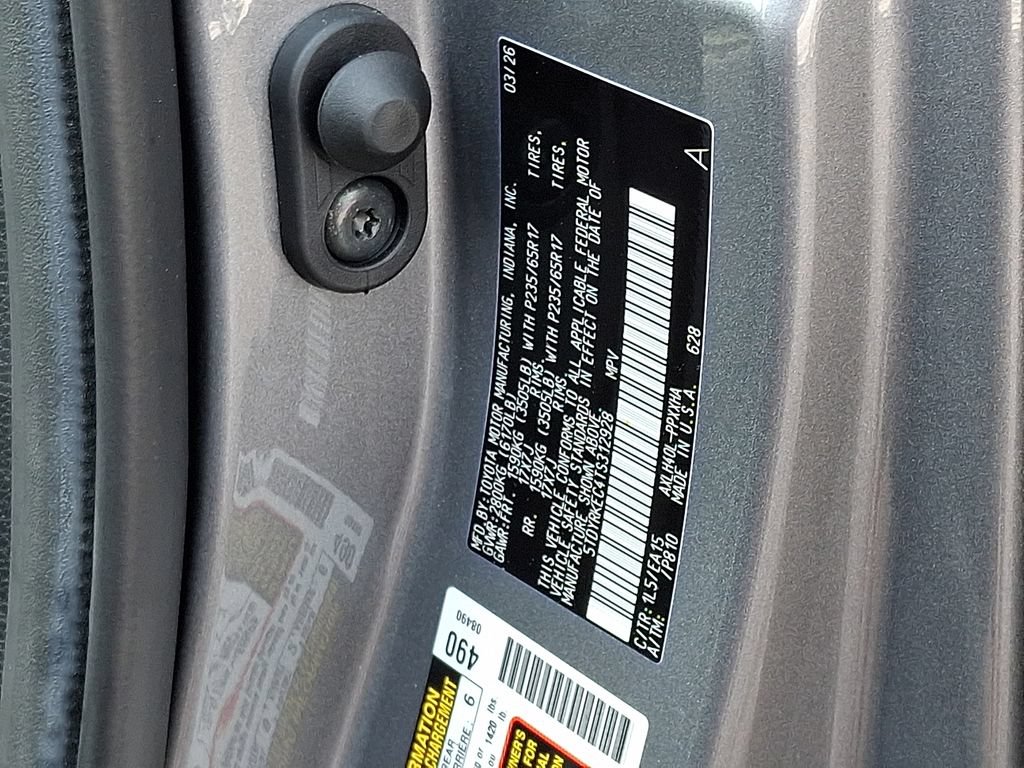 Used 2026 Toyota Sienna XLE FWD image 30