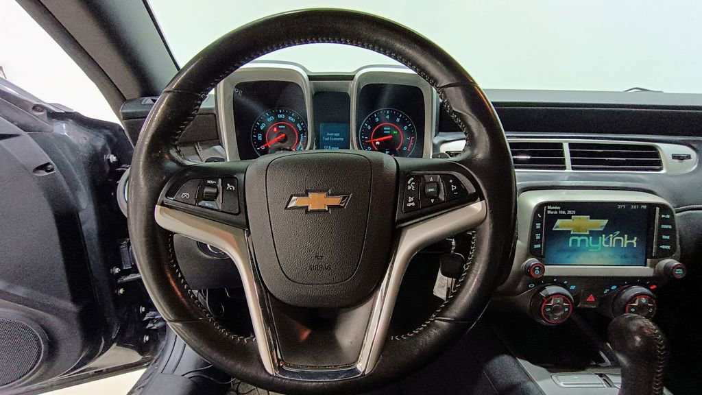 Used 2014 Chevrolet Camaro LT image 14