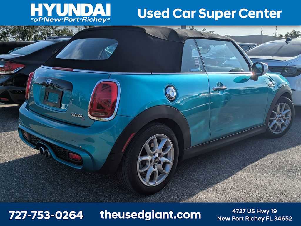 Used 2020 MINI Cooper S FWD image 2