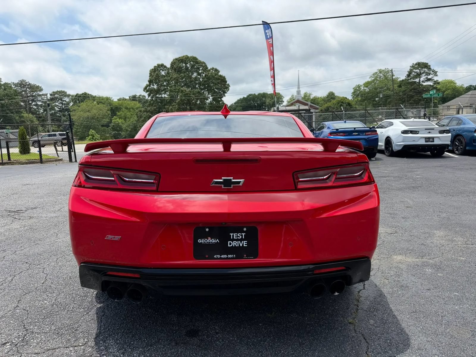 Used 2018 Chevrolet Camaro SS RWD image 9
