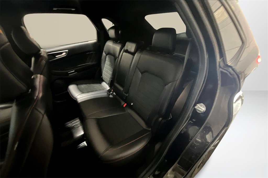 Used 2023 Ford Edge ST-Line image 22