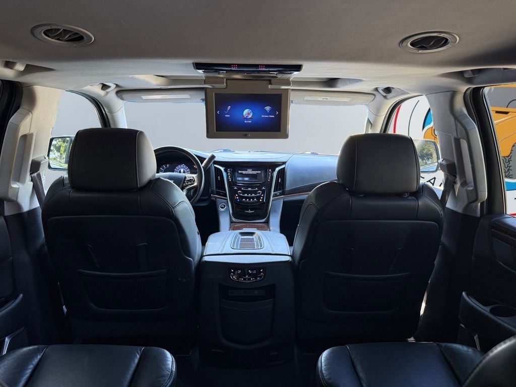 Used 2020 Cadillac Escalade Premium Luxury image 23