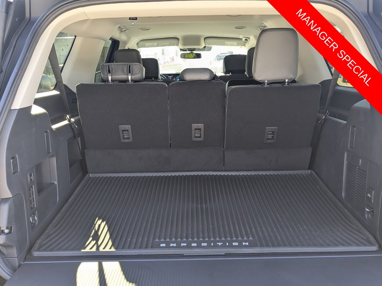 New 2026 Ford Expedition Max Active AWD/4WD image 13