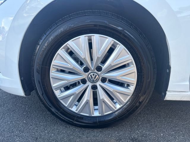 Used 2019 Volkswagen Jetta S image 24