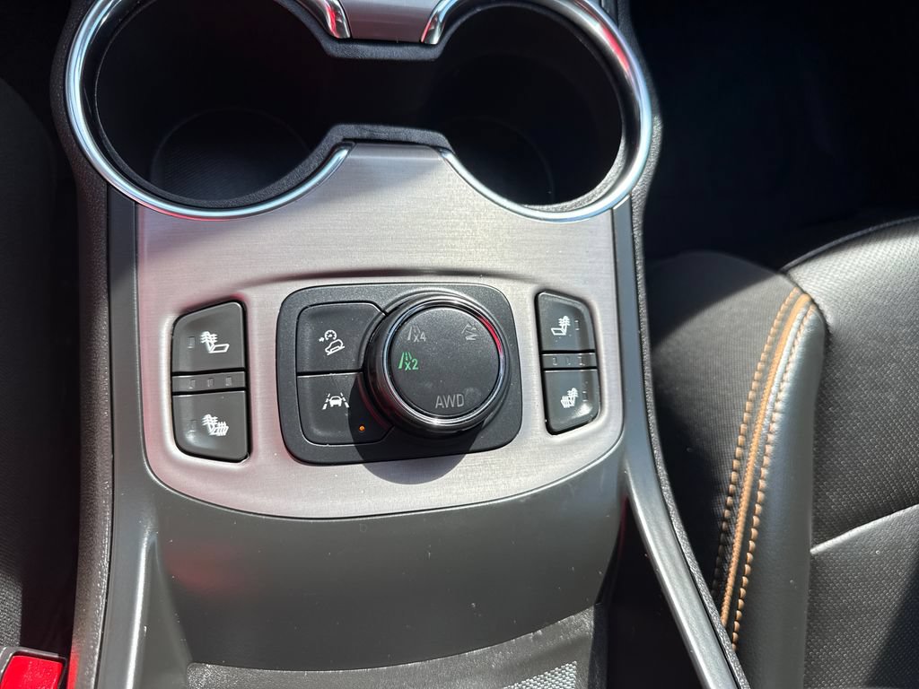 Used 2023 GMC Terrain AT4 w/ Infotainment Package II AWD/4WD image 29