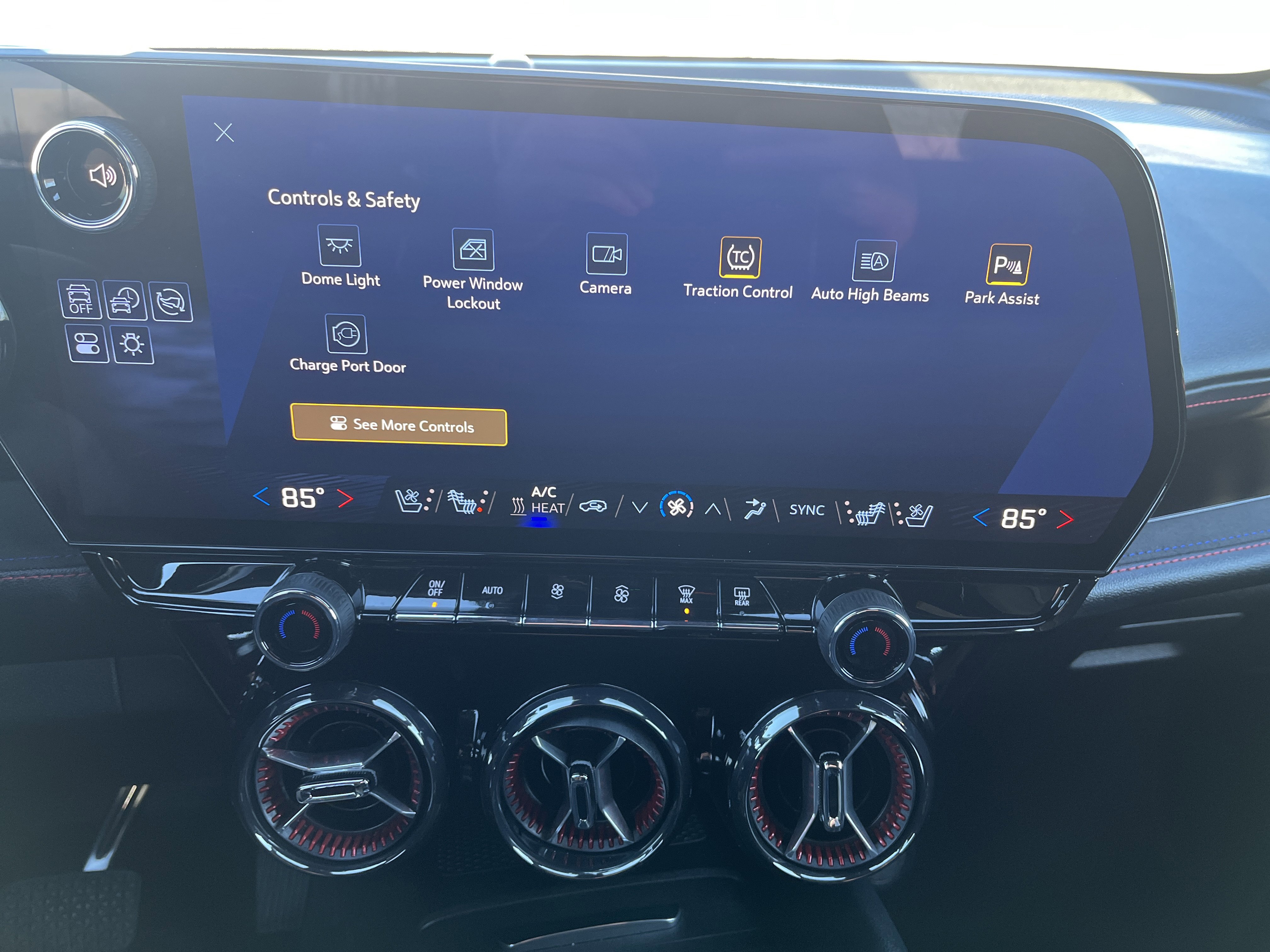 Used 2025 Chevrolet Blazer EV RS image 26