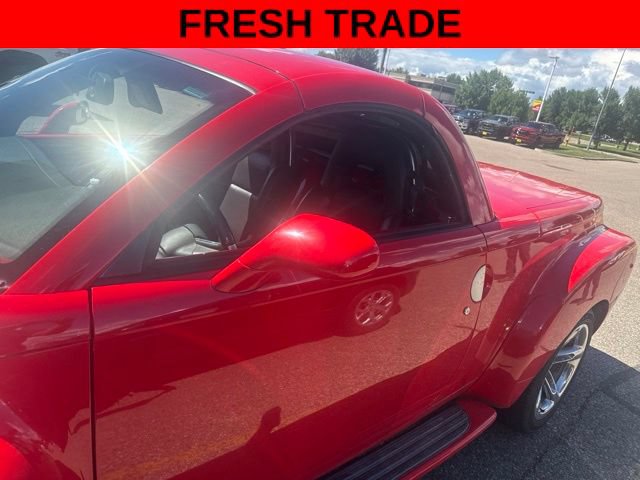 Used 2005 Chevrolet SSR w/ Preferred Equipment Group RWD image 15