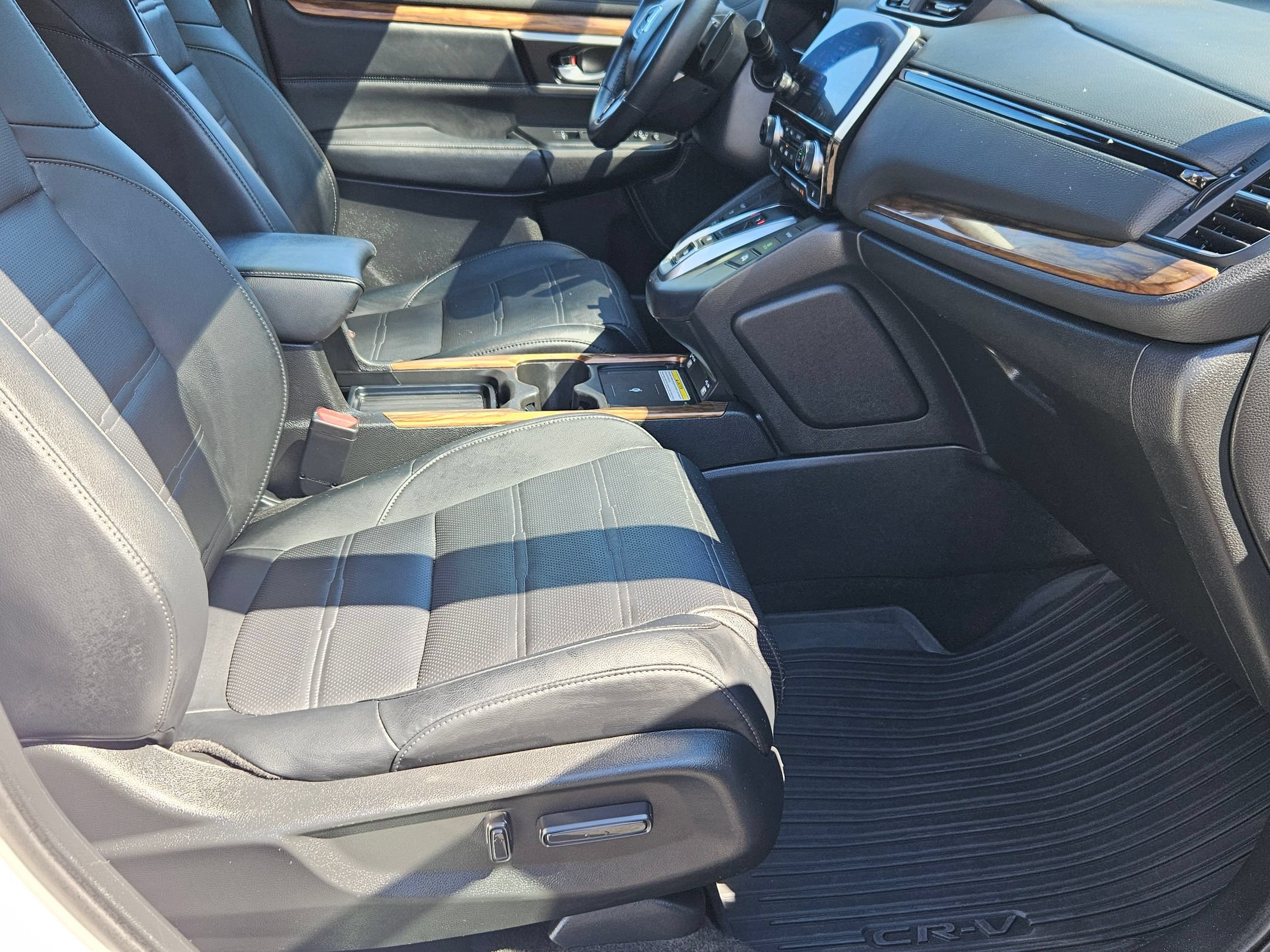Used 2022 Honda CR-V Touring image 30