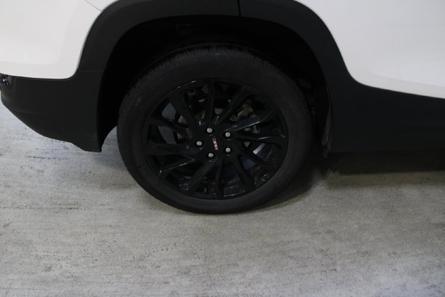 Used 2023 GMC Terrain SLE w/ Driver Convenience Package AWD/4WD image 33