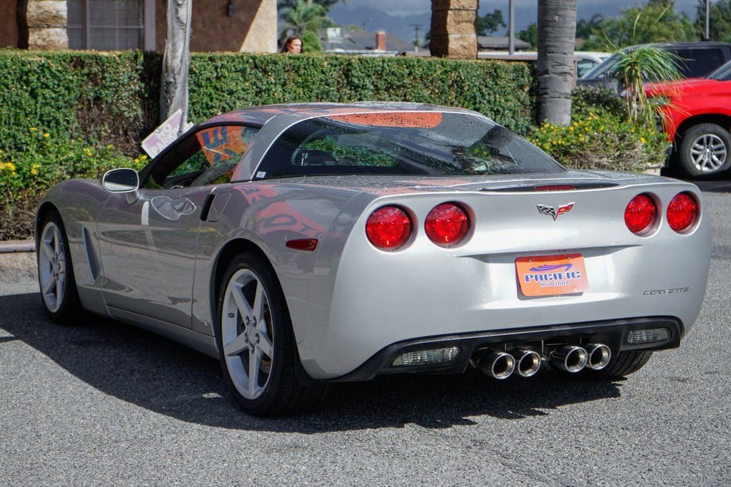 Used 2006 Chevrolet Corvette Coupe w/ Preferred Equipment Group image 6