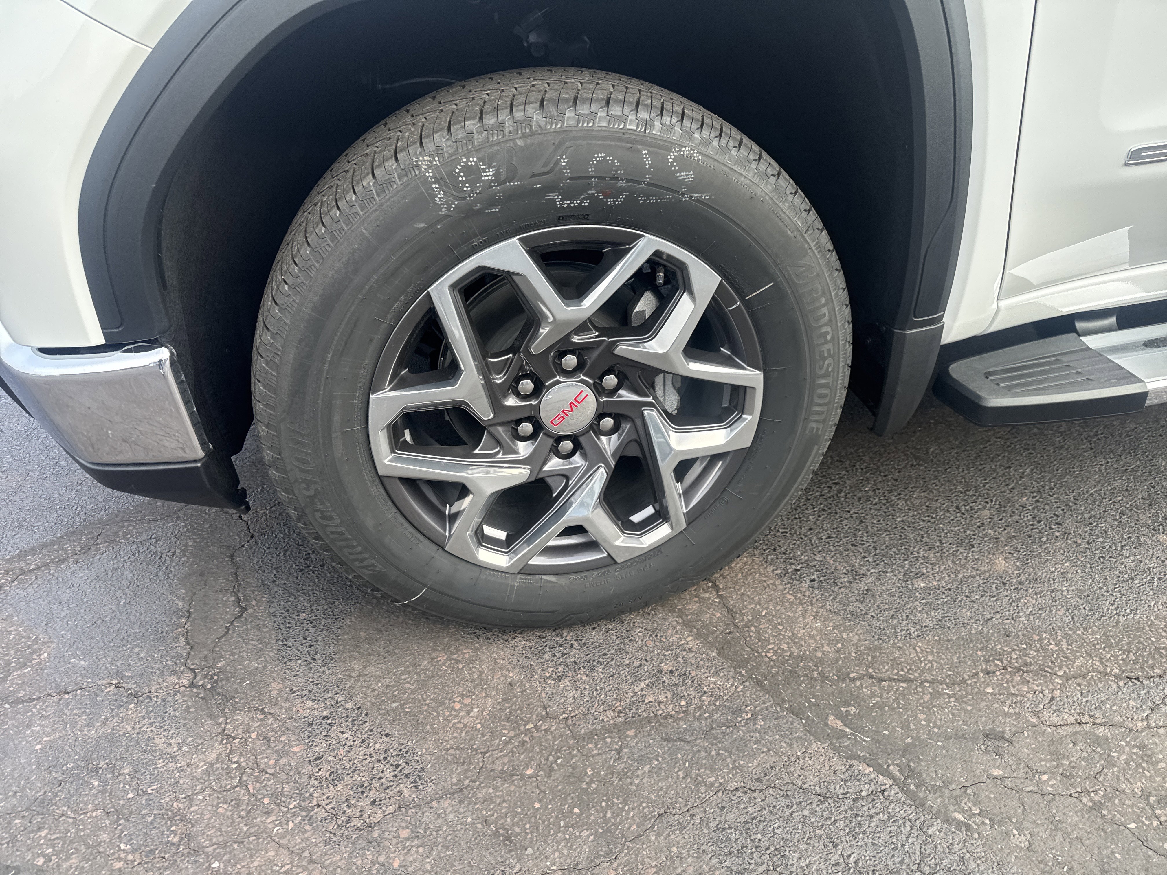 New 2026 GMC Sierra 1500 SLT w/ SLT Premium Package image 11