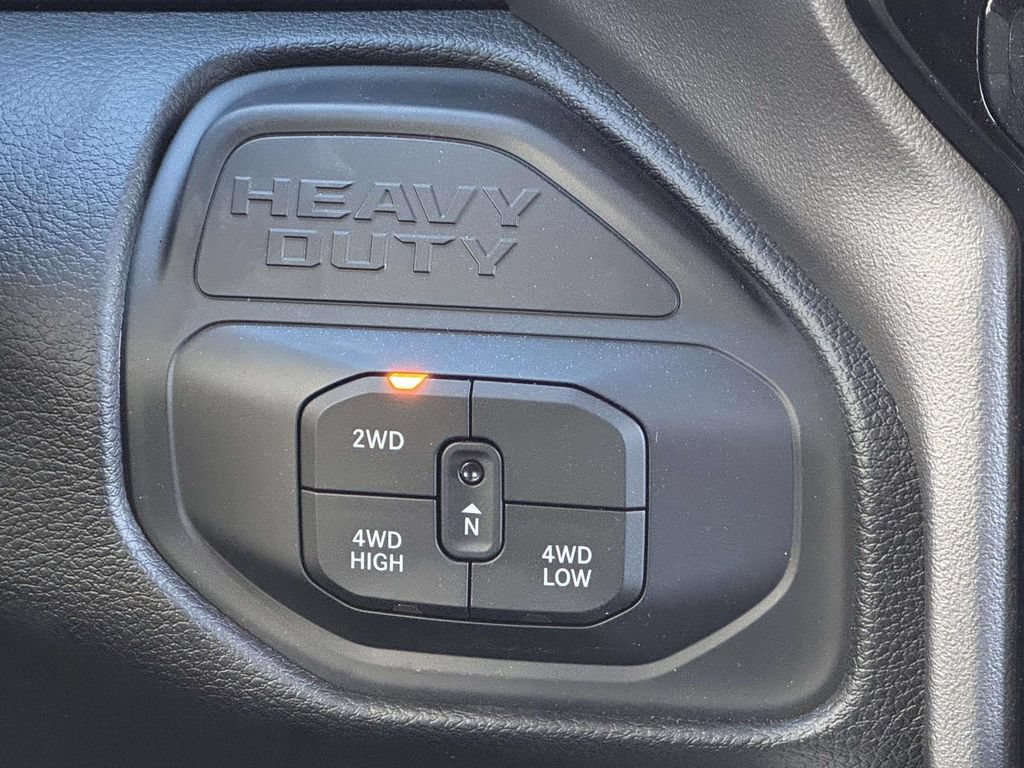 New 2026 RAM 2500 Big Horn AWD/4WD image 21