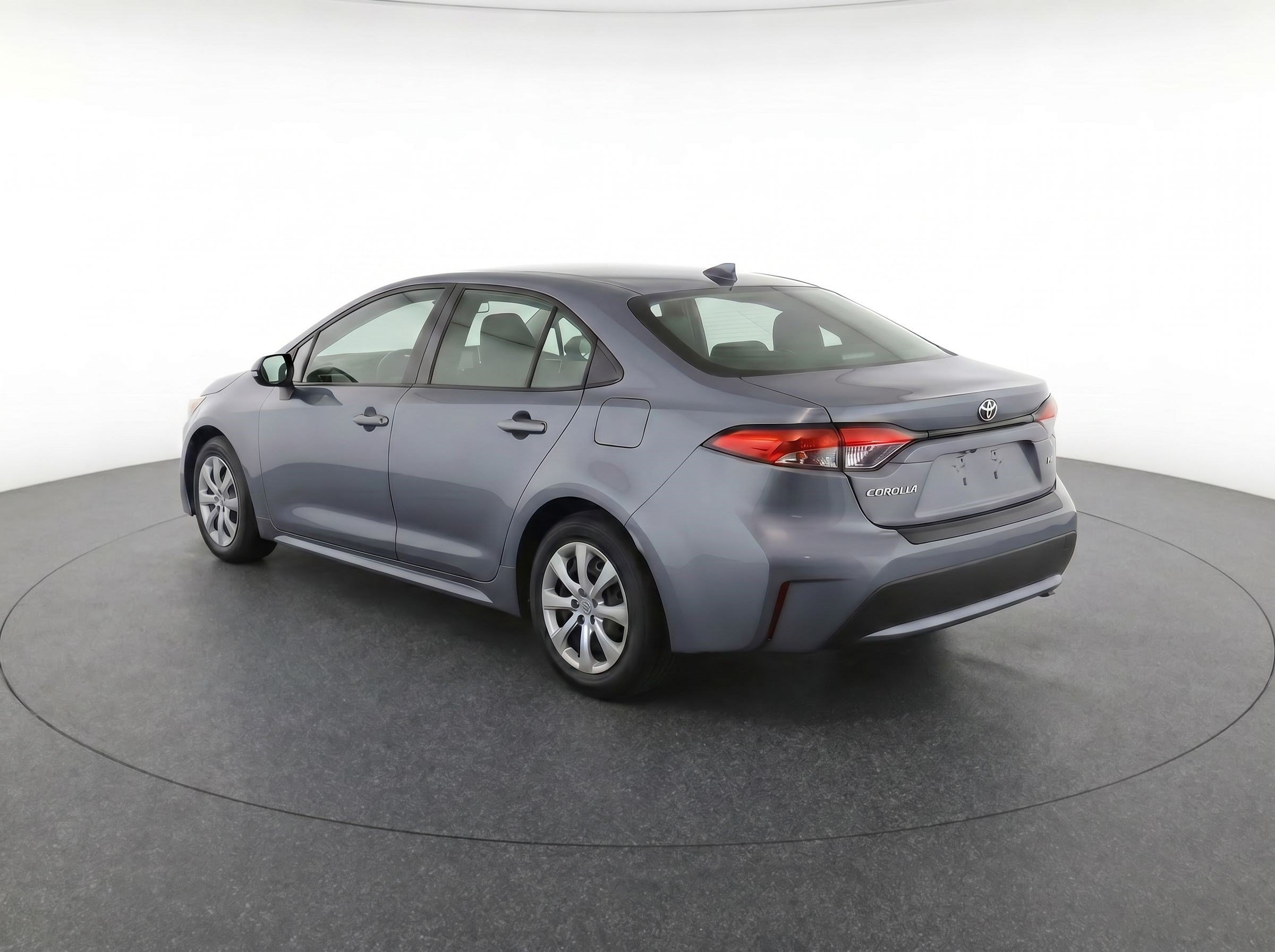 Certified 2025 Toyota Corolla LE FWD image 3