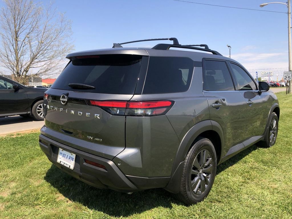Used 2022 Nissan Pathfinder SV image 13