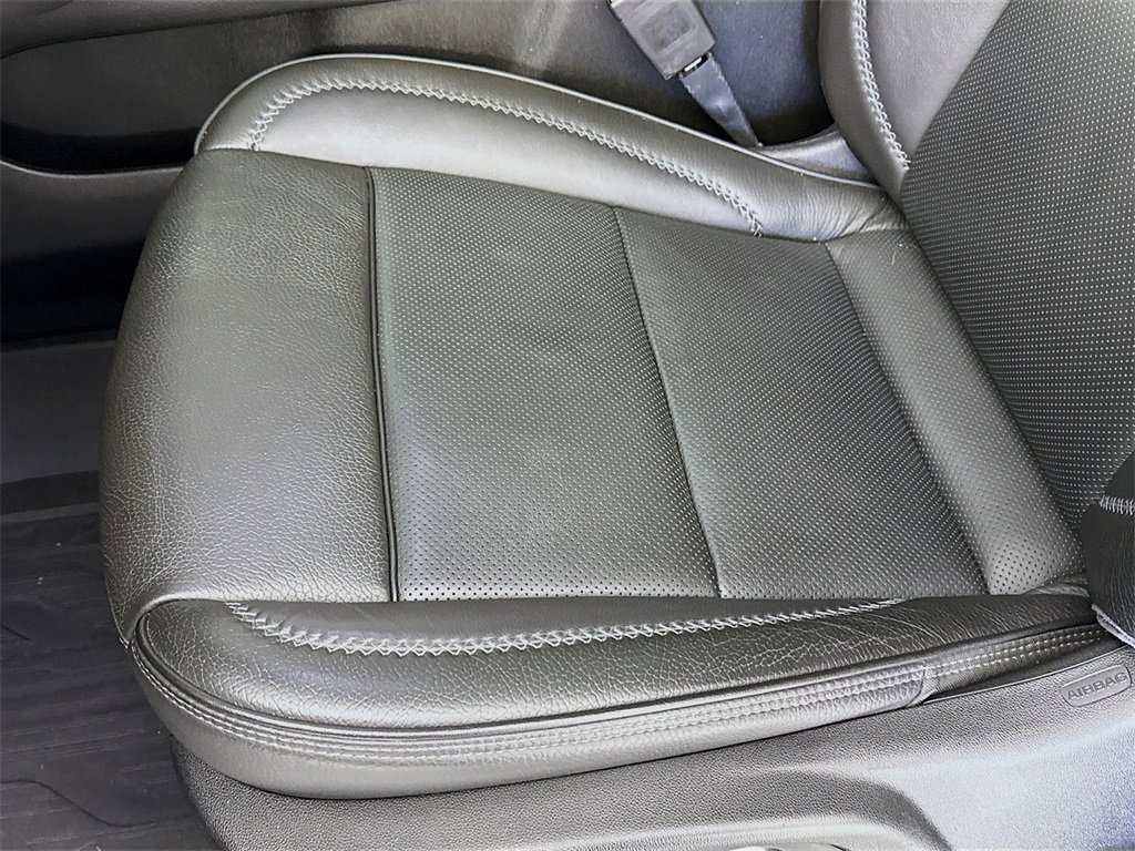 Used 2021 GMC Yukon Denali w/ Denali Premium Package image 21