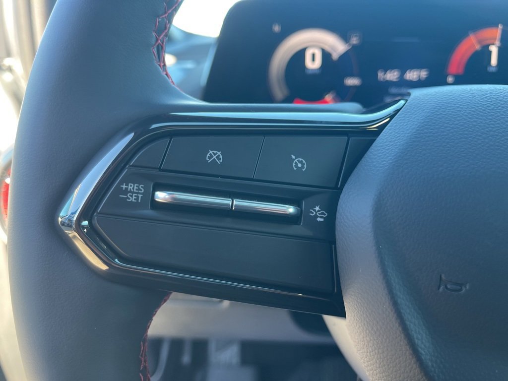 New 2025 Chevrolet Equinox EV RS image 21