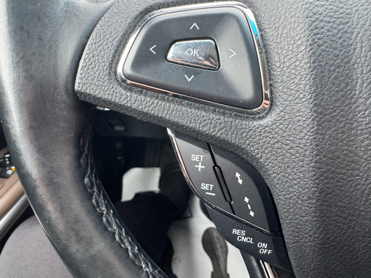 Used 2016 Lincoln MKZ AWD w/ Equipment Group 300A Reserve image 17