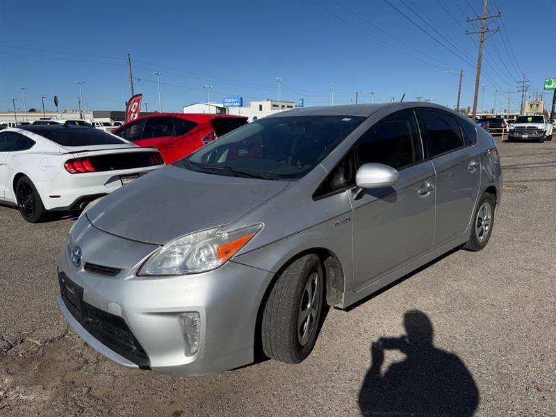 Used 2014 Toyota Prius Three FWD image 2