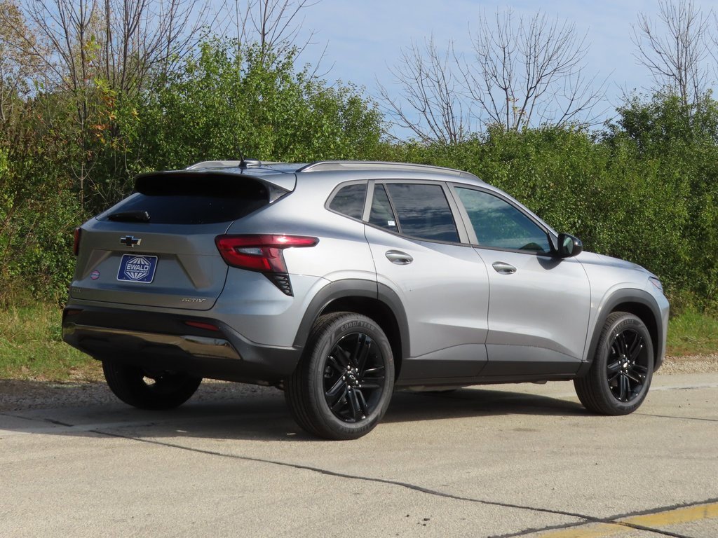 New 2026 Chevrolet Trax ACTIV w/ Sunroof Package image 3