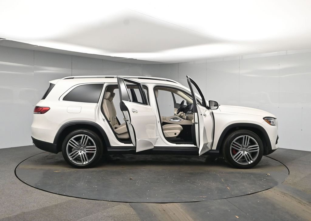 Used 2021 Mercedes-Benz GLS 450 4MATIC image 61