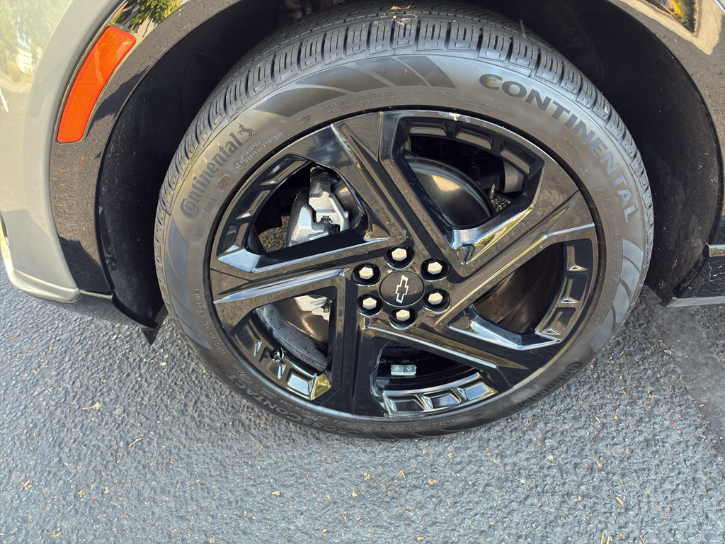 Used 2024 Chevrolet Equinox EV RS FWD image 13