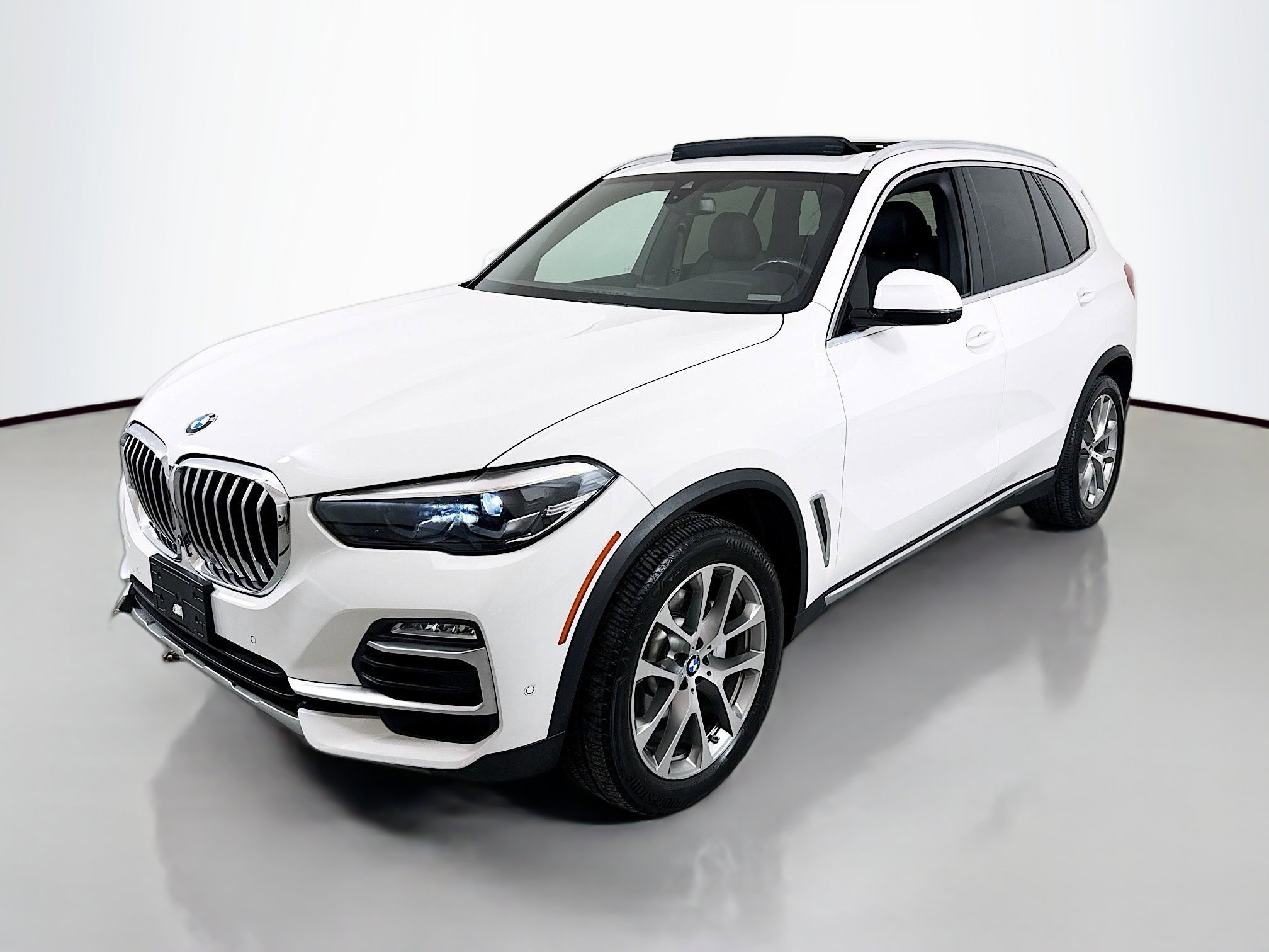 Used 2020 BMW X5 xDrive40i w/ Convenience Package image 3