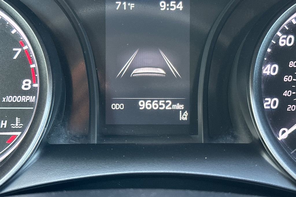 Used 2021 Toyota Camry SE FWD image 26