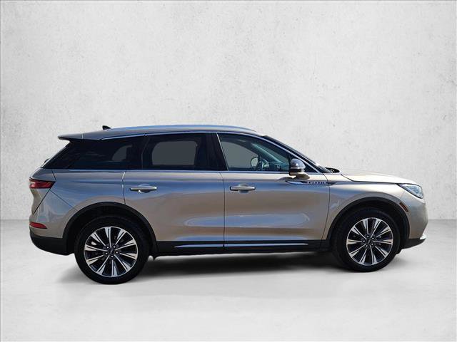 Used 2021 Lincoln Corsair Reserve w/ Elements Package image 3