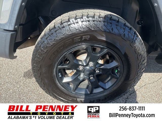 Used 2019 Jeep Wrangler Unlimited Sahara w/ Quick Order Package 24M Moab image 14