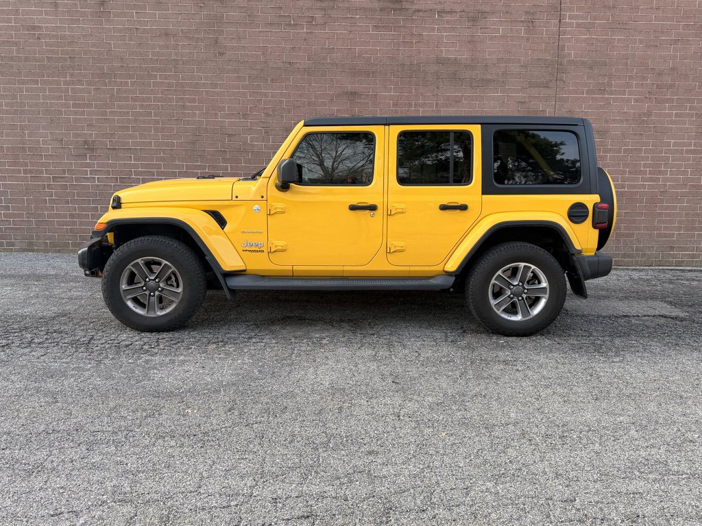 Used 2019 Jeep Wrangler Unlimited Sahara image 2