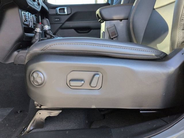 New 2026 Jeep Gladiator Sport AWD/4WD image 18