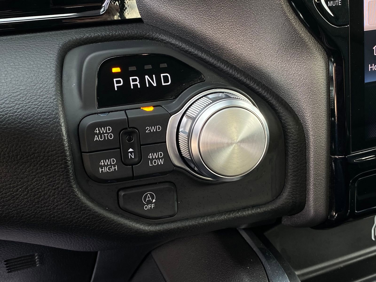 Used 2025 RAM 1500 Laramie w/ Night Edition image 19