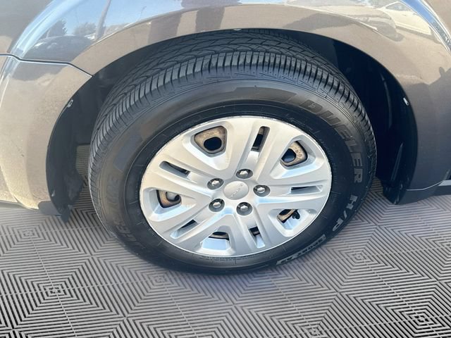 Used 2018 Dodge Journey SE FWD image 28