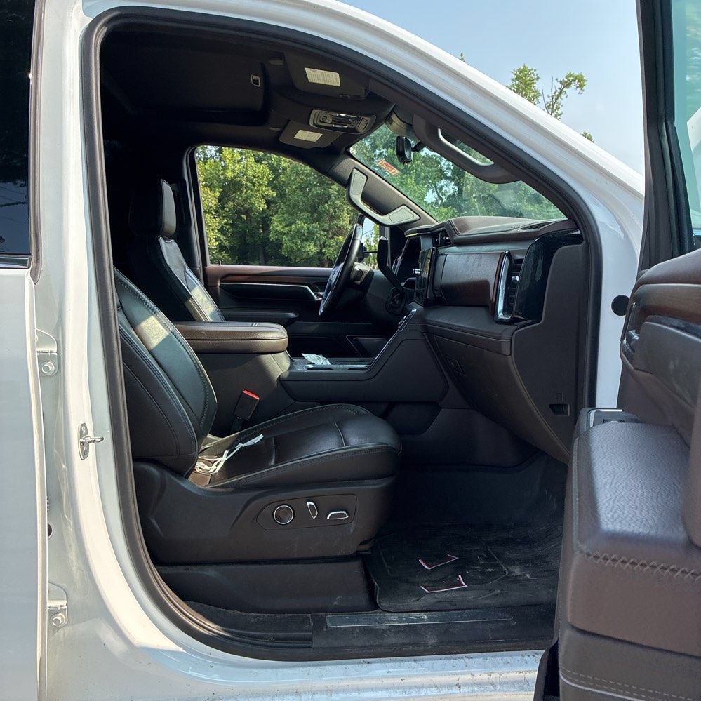 Used 2024 GMC Sierra 2500 Denali w/ Denali Reserve Package AWD/4WD image 10