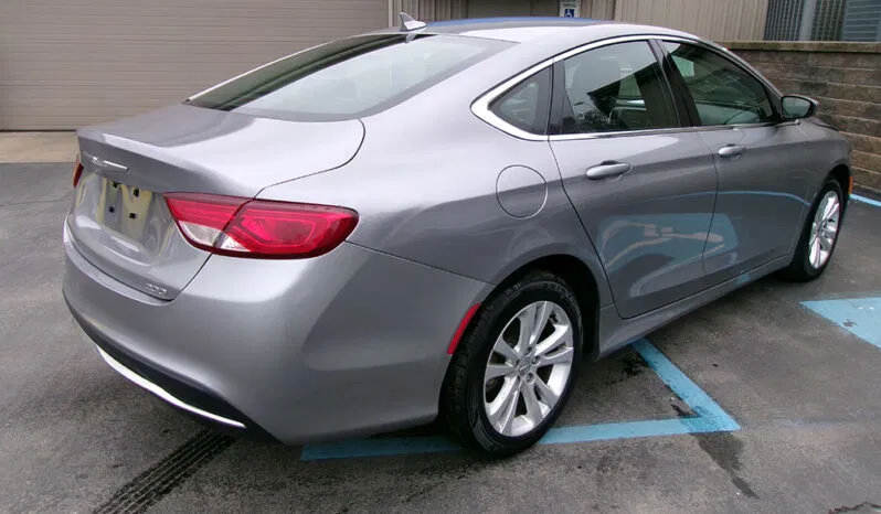 Used 2016 Chrysler 200 Limited w/ Convenience Group FWD image 6