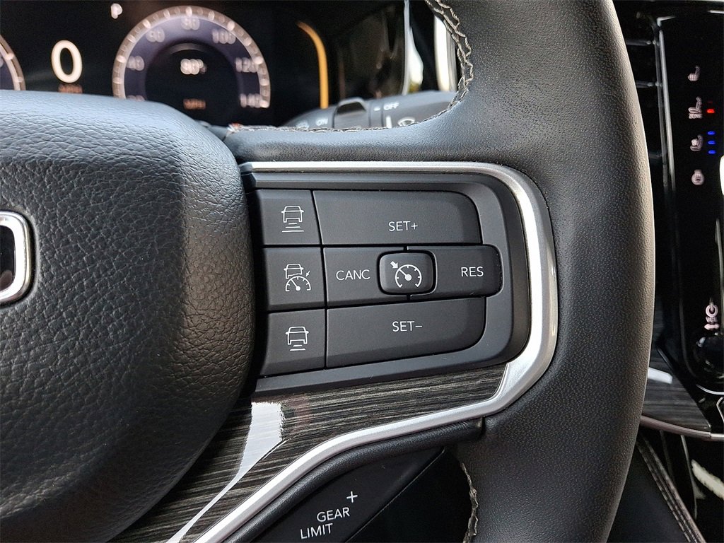 Used 2022 Jeep Wagoneer Series III w/ Convenience Group I image 23