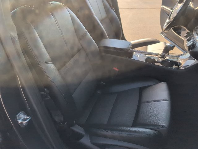 Used 2019 Chevrolet Impala LT FWD image 37