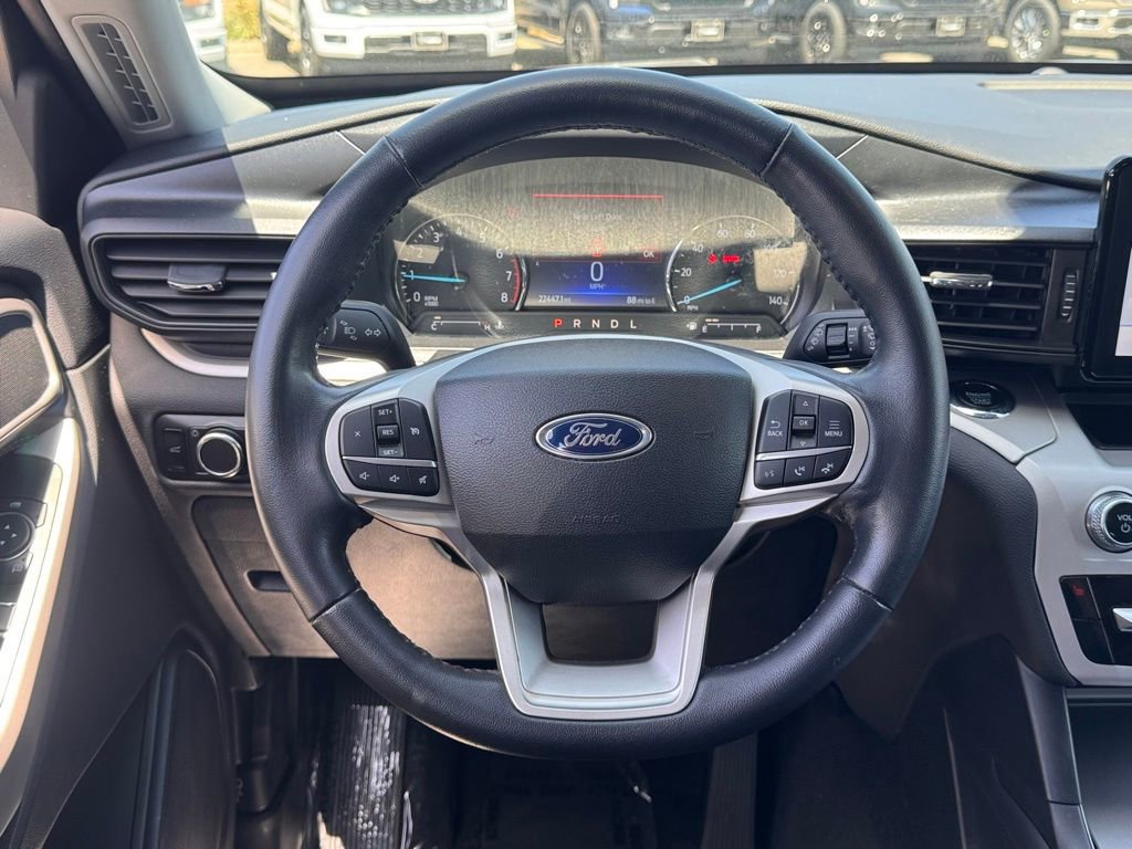 Certified 2023 Ford Explorer XLT RWD image 22